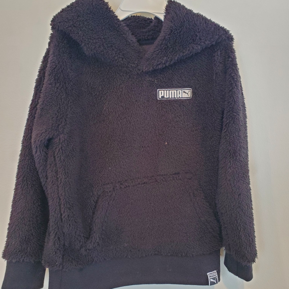Boys size 5 Puma fuzzy hoodie
